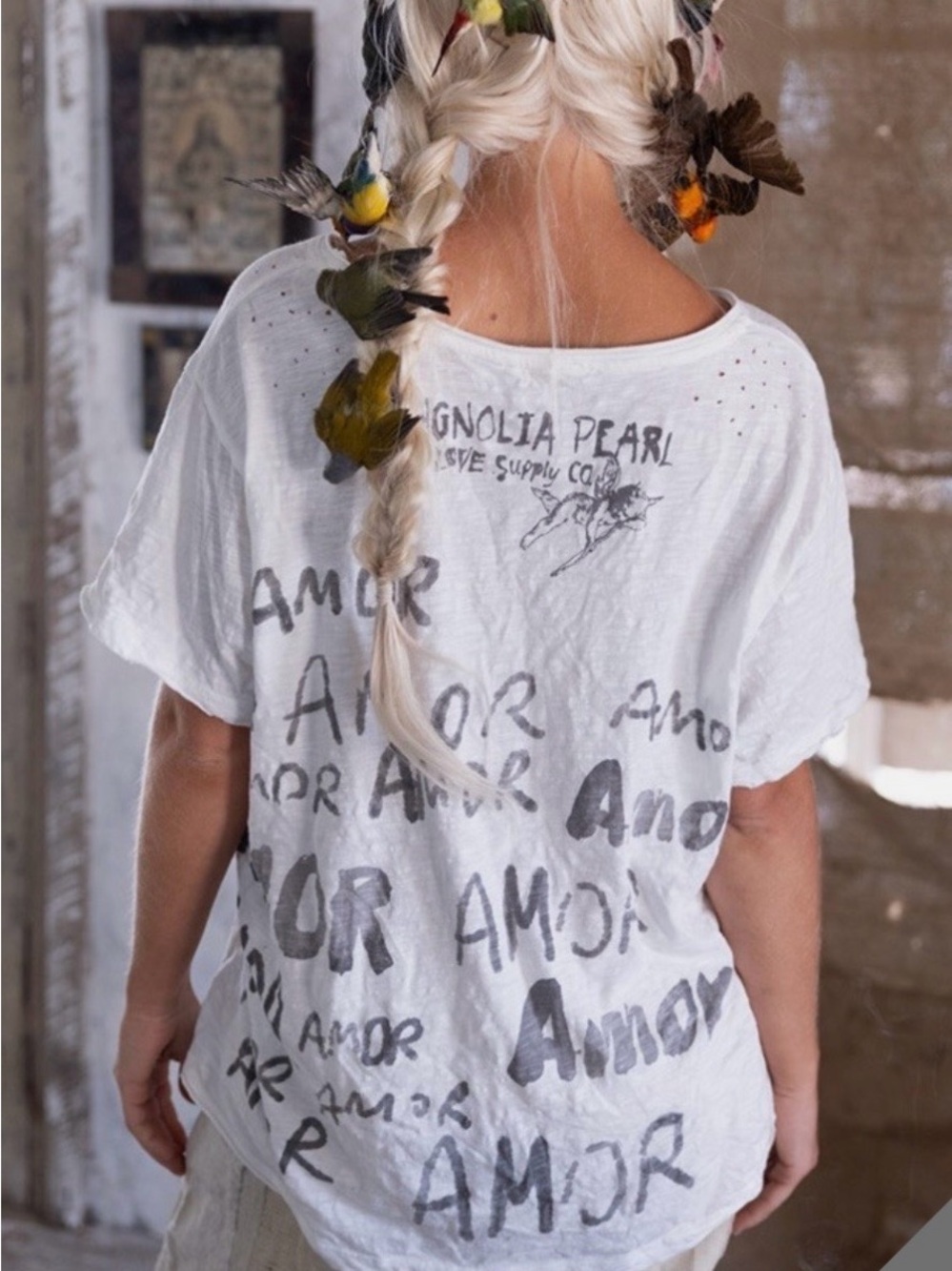 MAGNOLIA PEARL Love Amor Tee - Picture 2 of 7